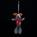 R73839 - Brelok Reindeer, szary/czerwony 